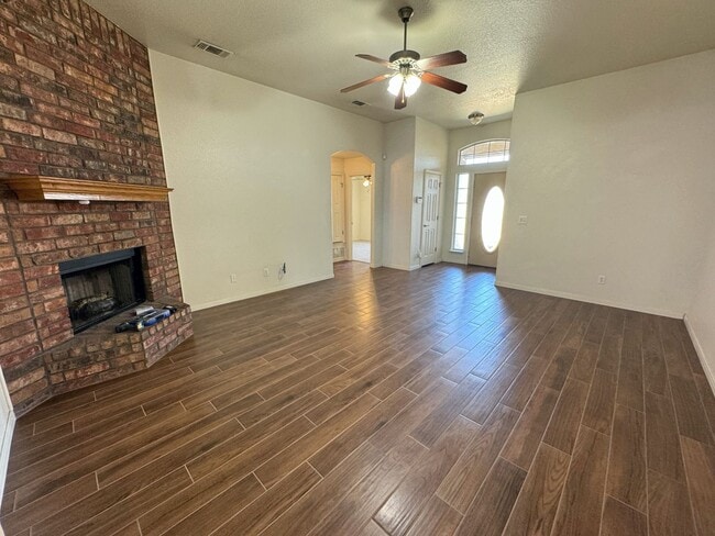 Building Photo - 3-Bedroom House for Rent in Killeen