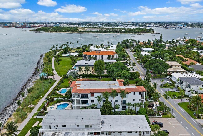 Building Photo - 224 Inlet Way