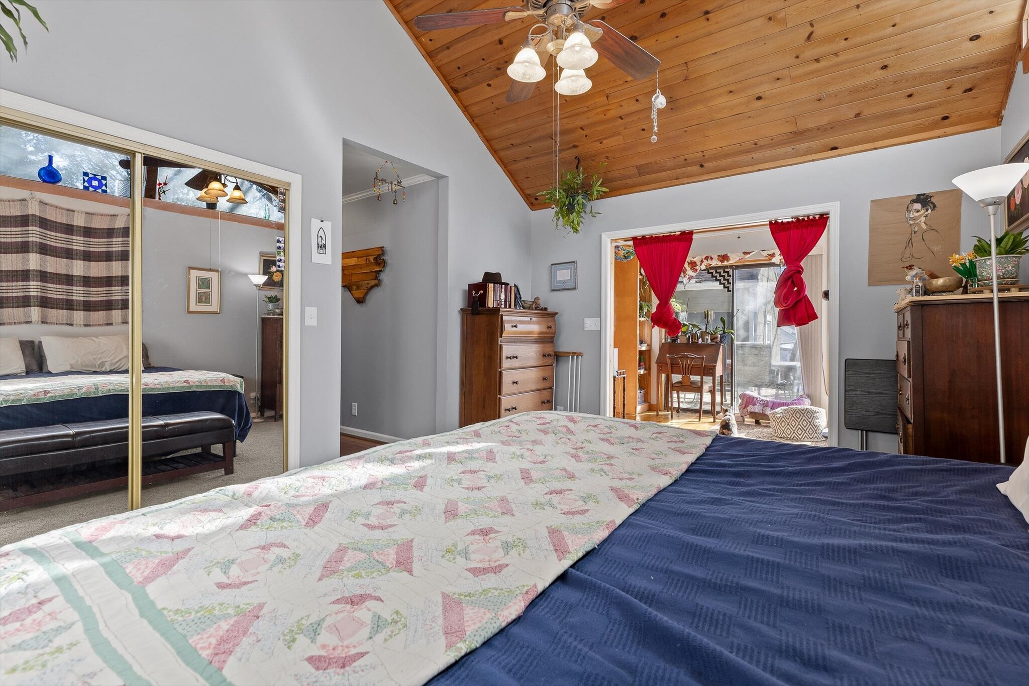 Building Photo - 844 Linden Hall Rd