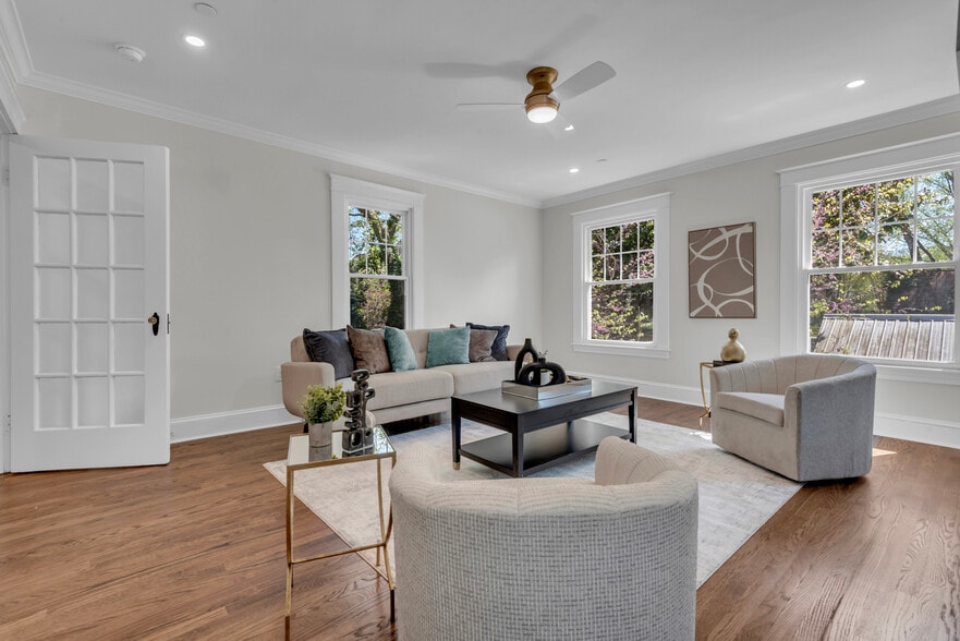 Building Photo - 3 Murray Ave