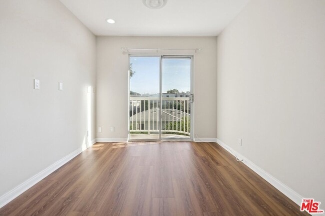 Building Photo - 12010 Texas Ave