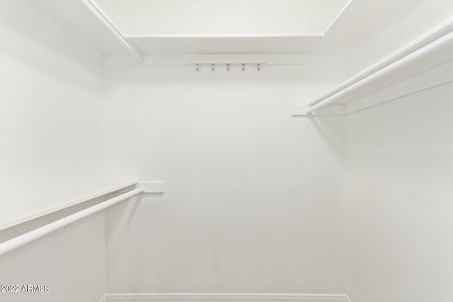 Building Photo - 5320 E Hearn Rd