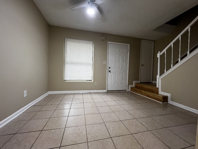 Building Photo - 6429 Baker Ct