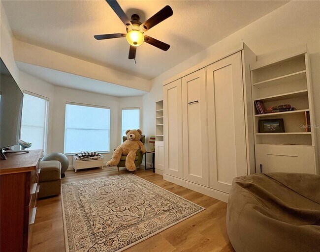 Building Photo - 10413 Canary Isle Dr