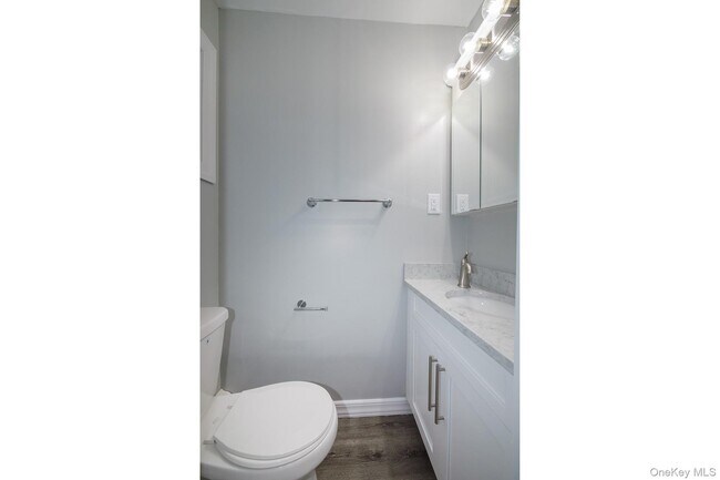 Building Photo - 5 Merman Pl