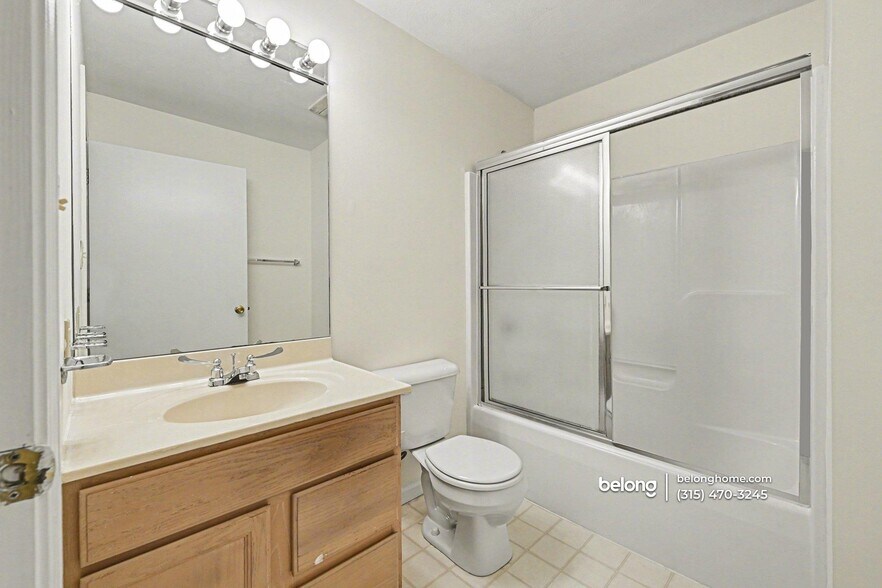 Building Photo - 1 Sanctuary Dr