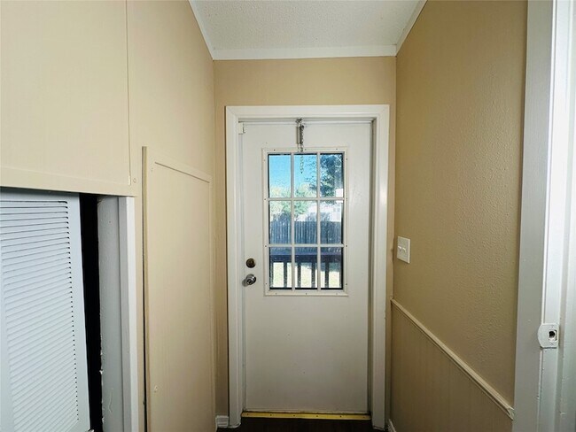 Building Photo - 16497 Spring Rain Ct