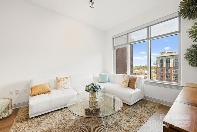 Building Photo - 125 W Tremont Ave