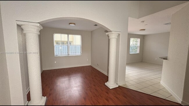 Building Photo - 3855 SW 171st Terrace