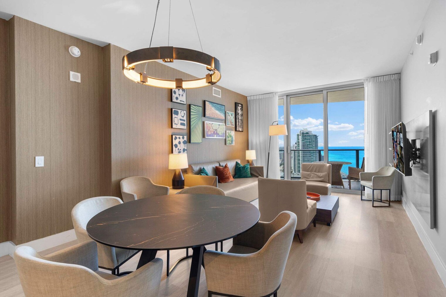Building Photo - 4111 S Ocean Dr