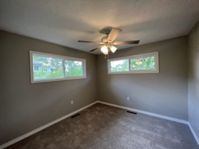 Building Photo - Newly Remodeled 3BR/2BA - Branson