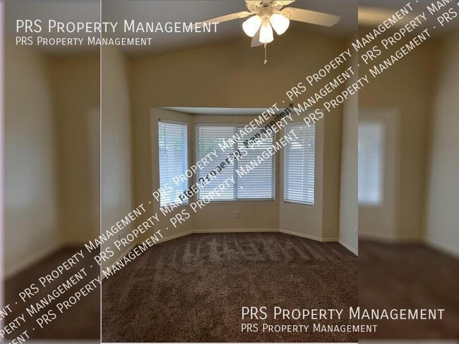 Building Photo - 1737 E Palo Verde St