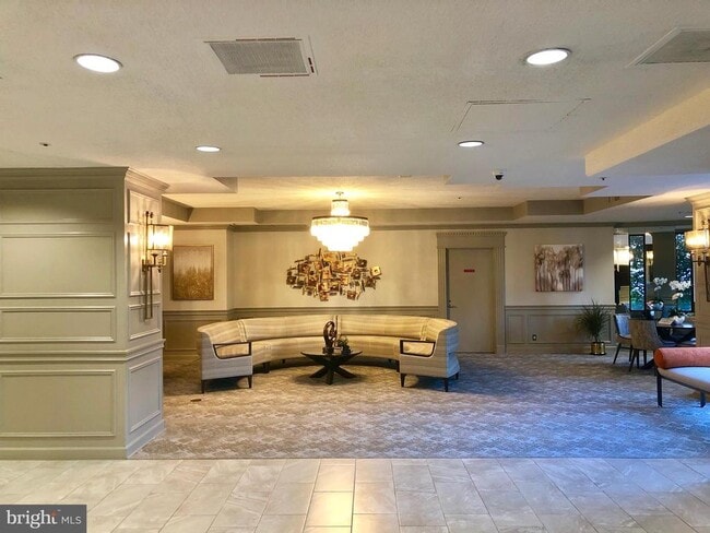 Building Photo - 3310 N Leisure World Blvd