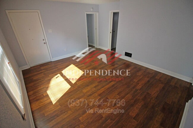 Building Photo - 78 Notre Dame Ave