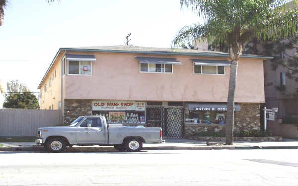 Building Photo - 824-828 Redondo Ave