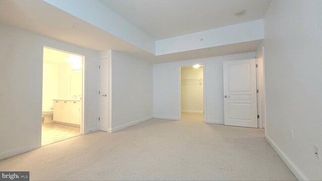 Building Photo - 2451 Midtown Ave