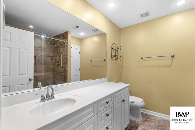 Building Photo - 824 White Fawn Dr