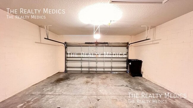 Building Photo - 1612 Malon Bay Dr