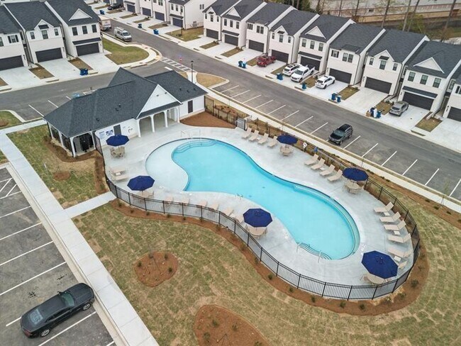 Building Photo - 1722 Harper Lily Ln