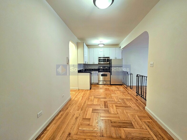 Building Photo - 700 Fort Washington Ave