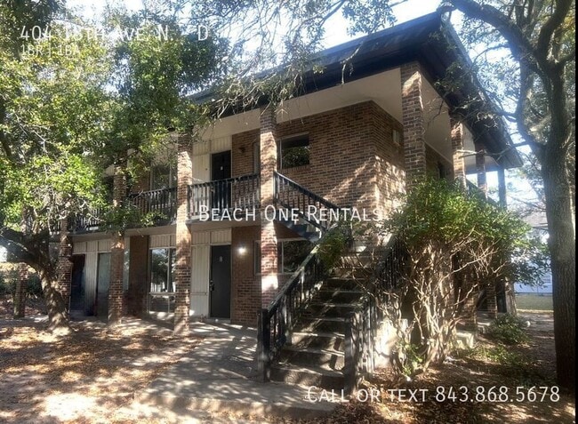 Building Photo - 404 18th Ave N