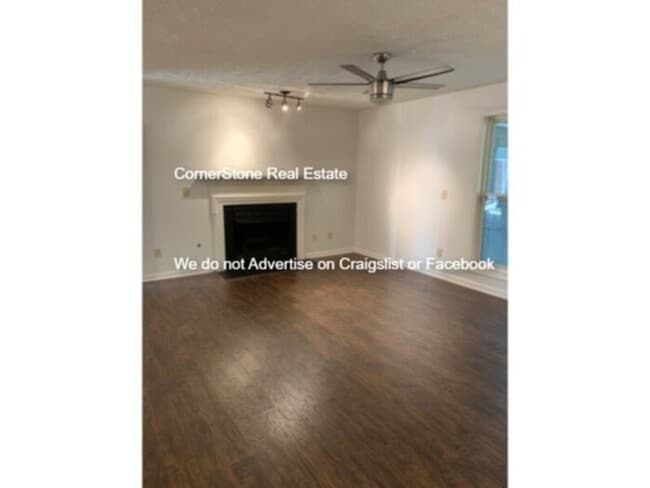 Building Photo - 1833 Sardonyx Rd