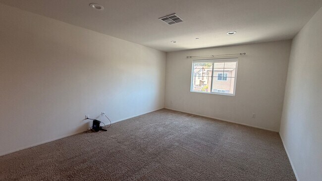 Building Photo - 5474 Starlight Pl