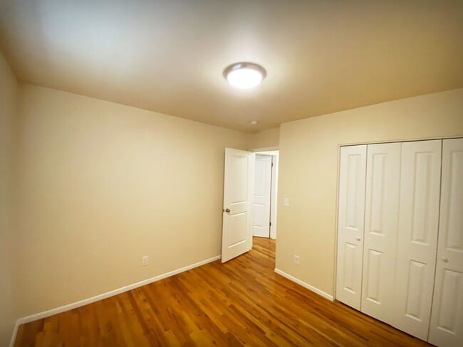 Building Photo - 4113 Bent Dr