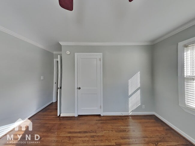 Building Photo - 3021 Watts Dr