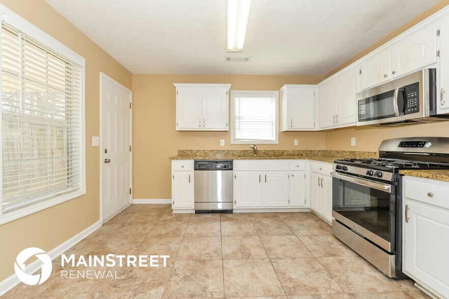 Building Photo - 2257 Sugarleaf Trl