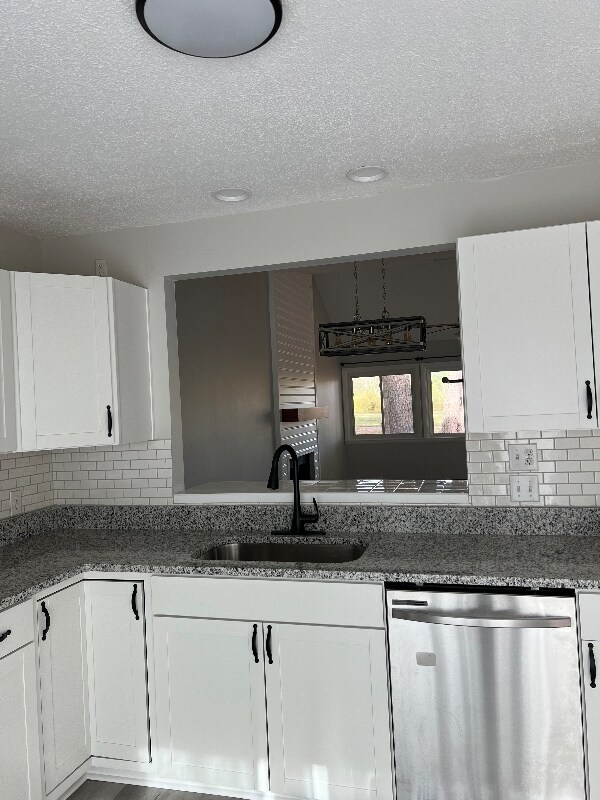 Building Photo - 108 Mallard Cove