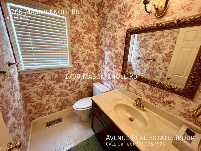 Building Photo - 1700 Mason Knoll Rd