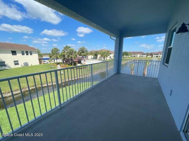 Building Photo - 3930 Playa Del Sol Dr