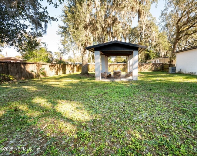 Building Photo - 2339 Broward Rd