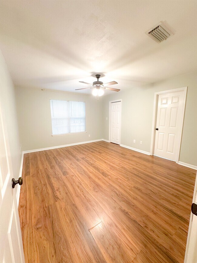 Building Photo - 7410 Heide Hill Trce
