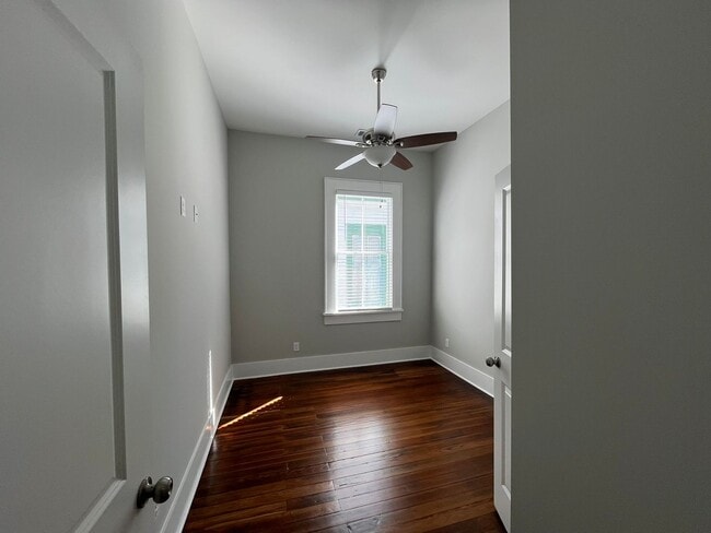 Building Photo - Spacious 3BR/2BA Apartment – Perfect for SCAD Students!