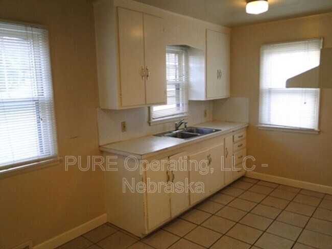 Building Photo - 4602 N 47th St