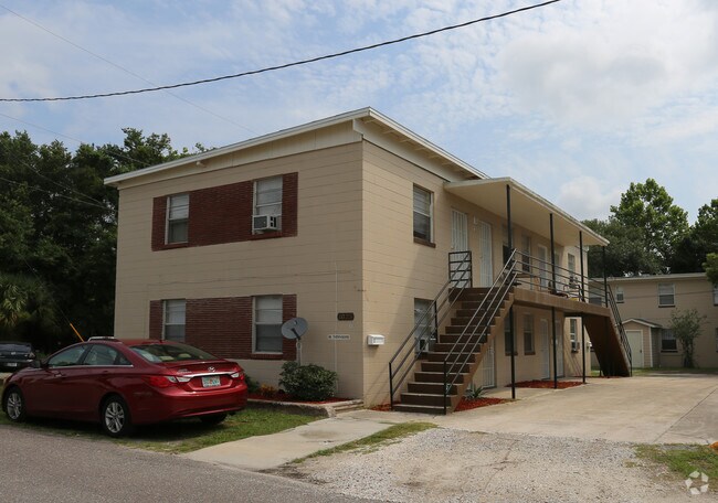 Building Photo - 1021-1025 Stonewall St