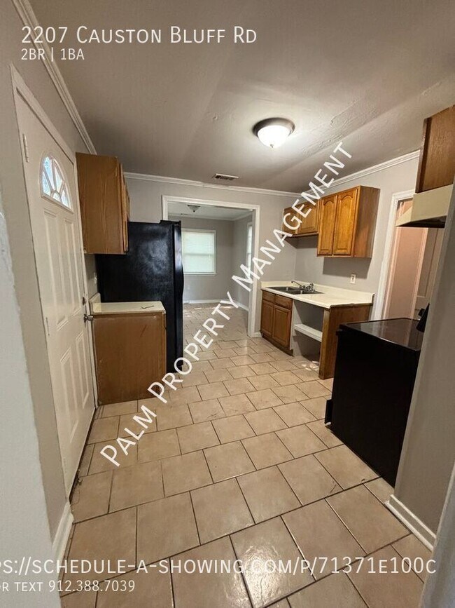 Building Photo - 2207 Causton Bluff Rd