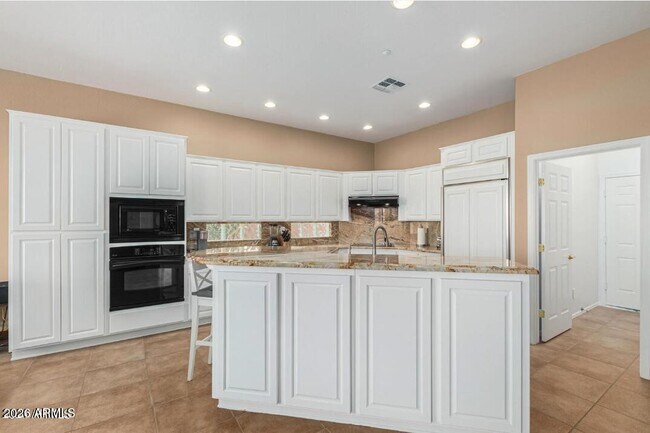 Building Photo - 41441 N Laurel Valley Way
