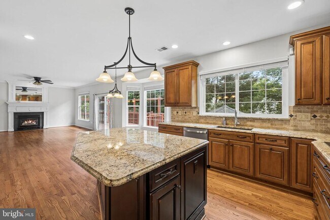 Building Photo - 5871 Paine Run Pl