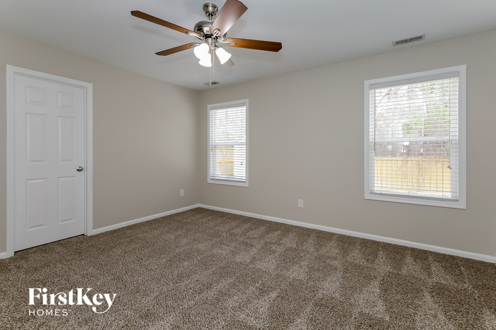 Building Photo - 2929 Cherrybark Dr