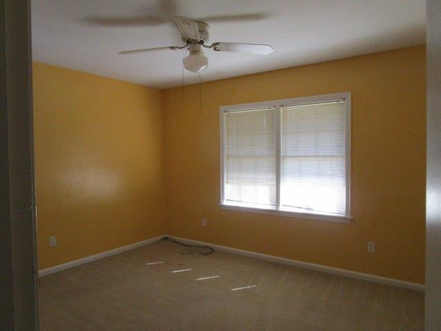 Building Photo - Located Off Macon Road!