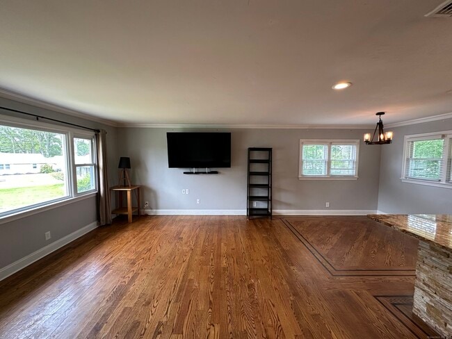 Building Photo - 6 Tarinelli Cir
