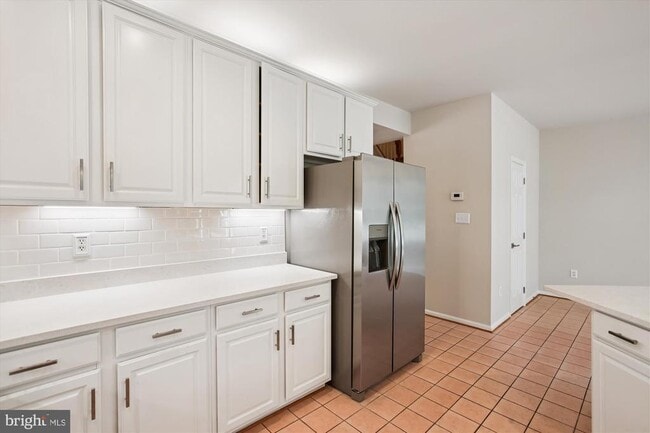 Building Photo - 6339 Dunman Way