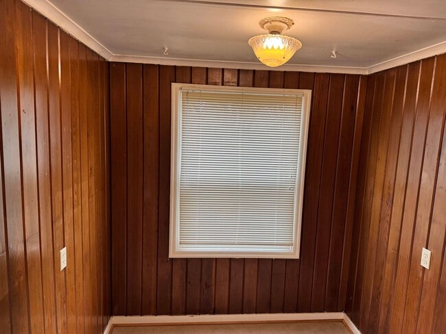 Building Photo - 1 Bedroom Duplex in Downtown Eugene