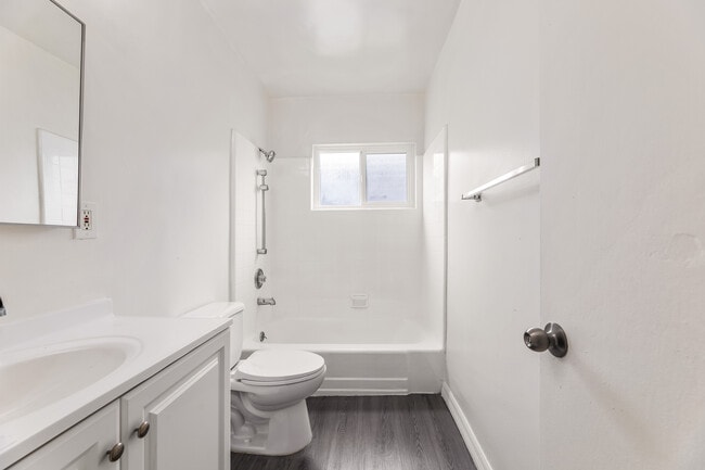 Floorplan - 439 S Catalina St