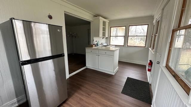 Kitchen and breakfast nook - 216 Holbrook Ave