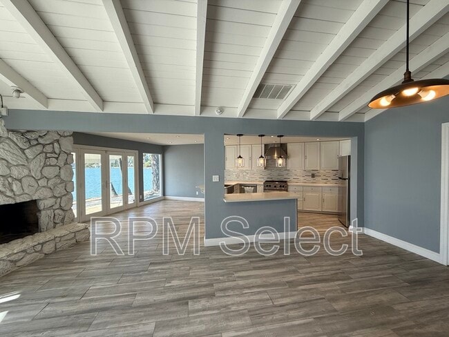 Building Photo - 23 Sail Ct