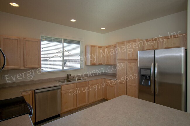 Building Photo - 6408 San Isabel Ave